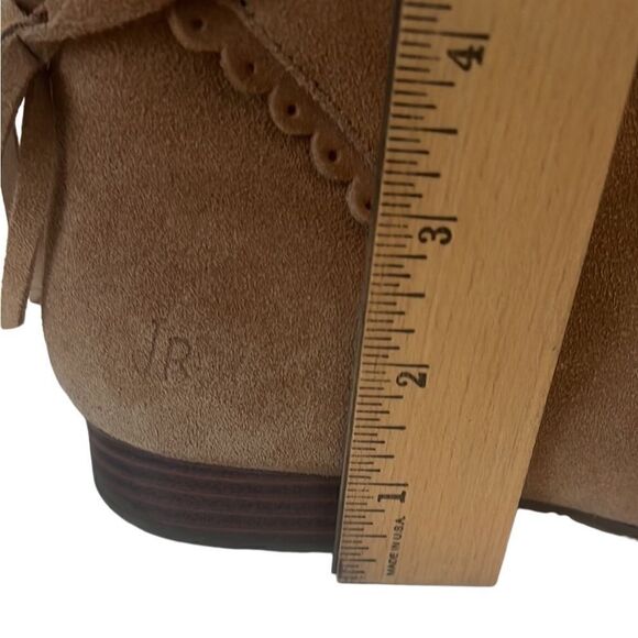 Jack Rogers Charlotte Tan Suede Side Zip Scallop Detail Ankle Booties Size 7 - Picture 12 of 12